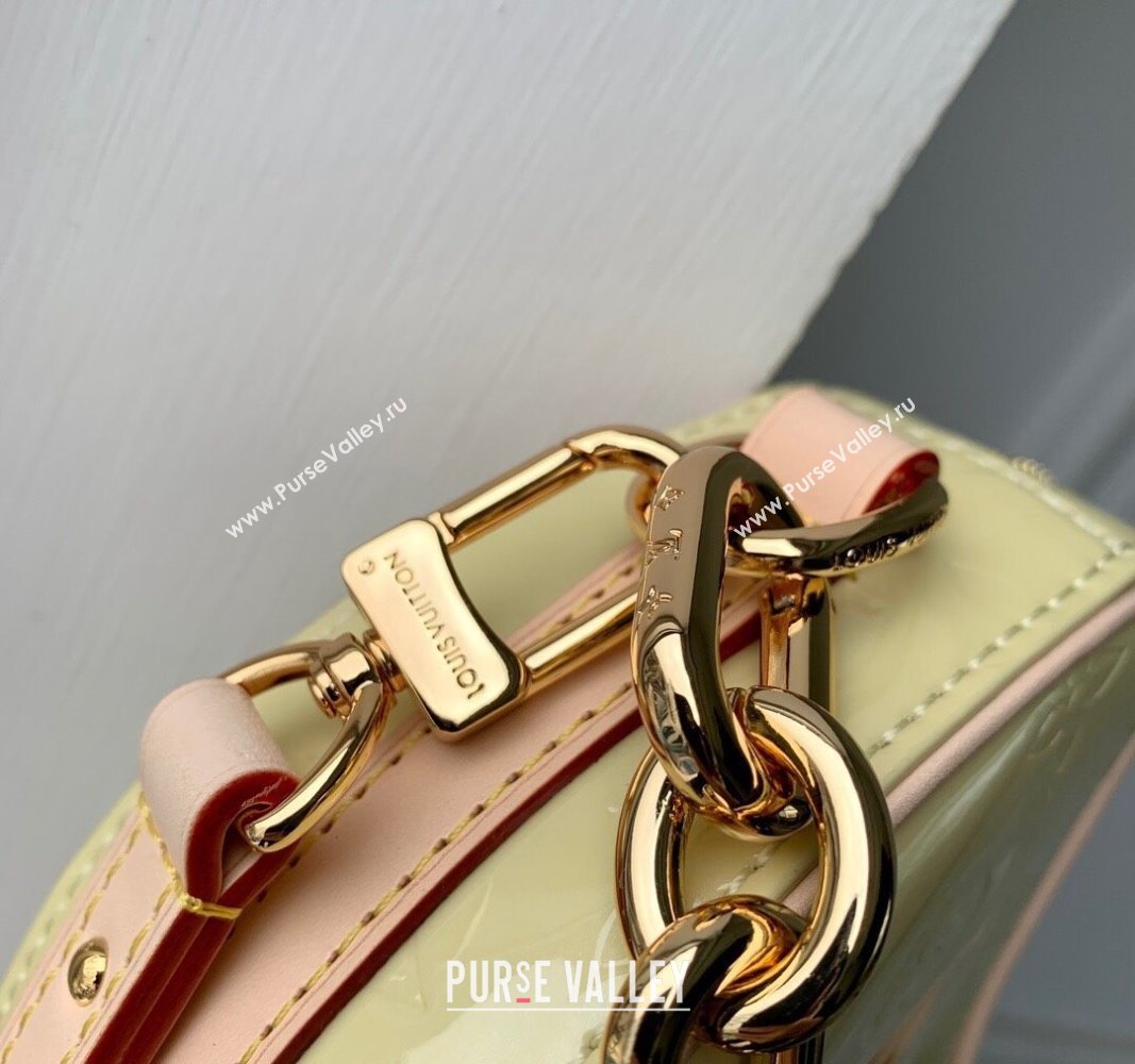 Louis Vuitton Croissant PM Bag in Monogram Vernis Embossed Cowhide leather M24020 Yellow 2024 (K-24030416)