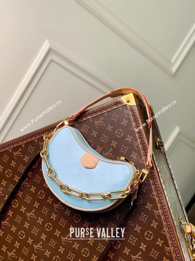 Louis Vuitton Croissant PM Bag in Monogram Vernis Embossed Cowhide leather M24021 Blue 2024 (K-27030417)