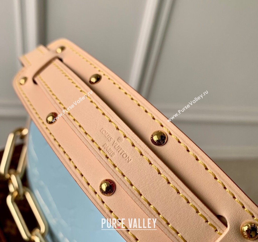 Louis Vuitton Croissant PM Bag in Monogram Vernis Embossed Cowhide leather M24021 Blue 2024 (K-27030417)