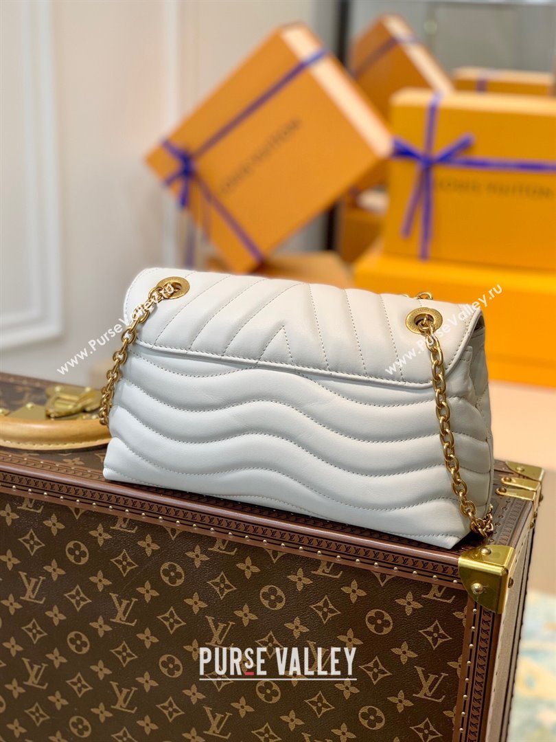 Louis Vuitton LV New Wave Chain Bag in Smooth Leather M58549 Ivory White 2025 (KI-250212035)