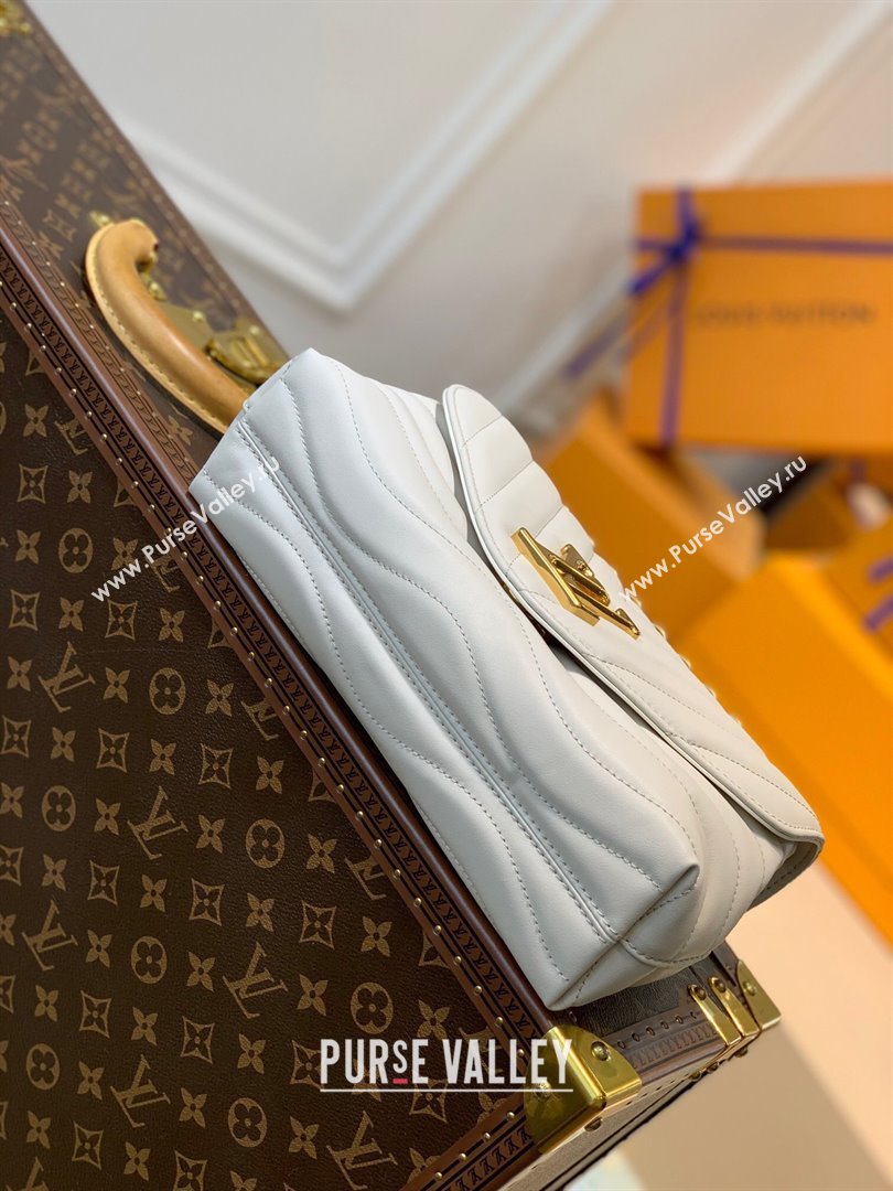 Louis Vuitton LV New Wave Chain Bag in Smooth Leather M58549 Ivory White 2025 (KI-250212035)
