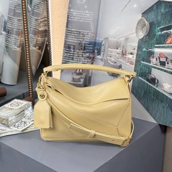 Loewe Small Featherlight Puzzle bag in nappa lambskin Dark Butter Yellow 2025 (YS-250925011)