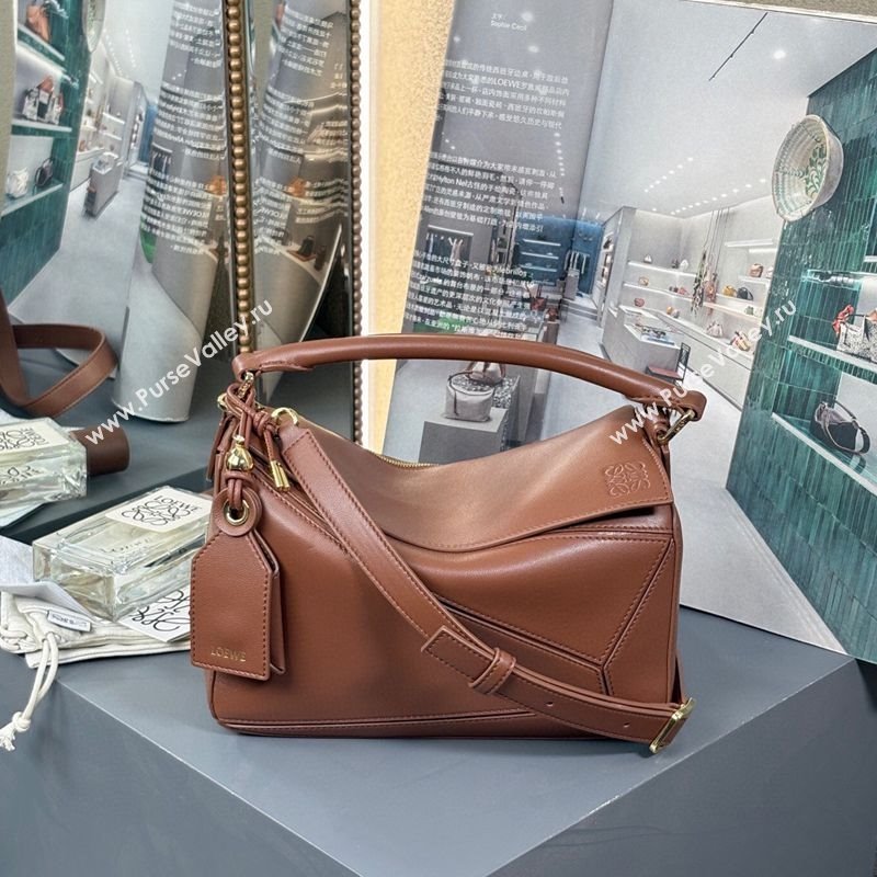 Loewe Small Featherlight Puzzle bag in nappa lambskin Pecan Brown 2025 (YS-250925014)