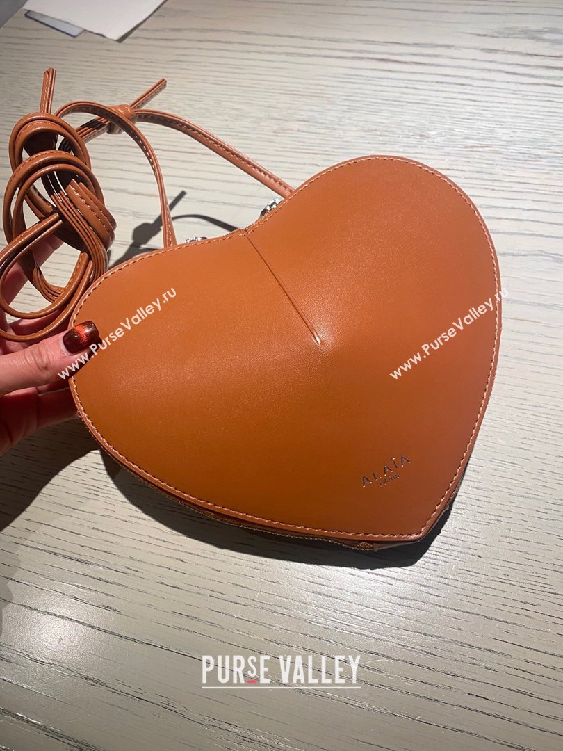 Alaia Le Cœur Heart Bag in Calfskin Brown 2024 (SS-24042312)