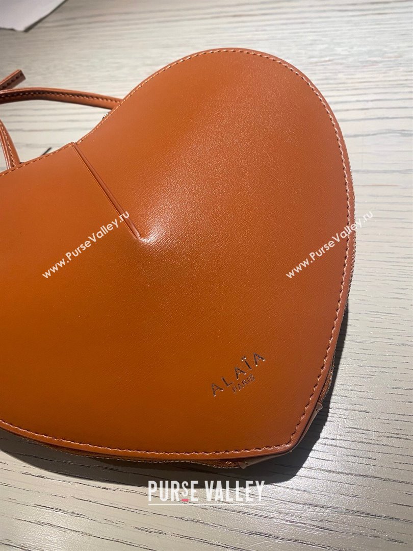 Alaia Le Cœur Heart Bag in Calfskin Brown 2024 (SS-24042312)