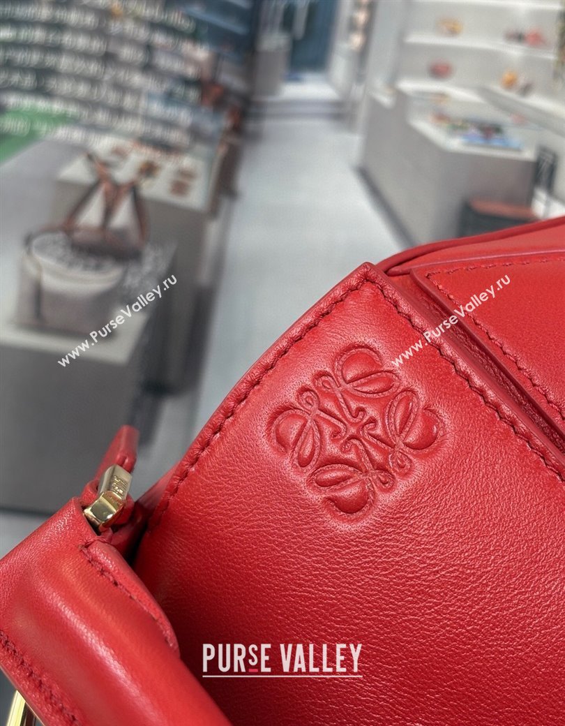 Loewe Small Featherlight Puzzle bag in nappa lambskin Red 2025 (YS-250925016)