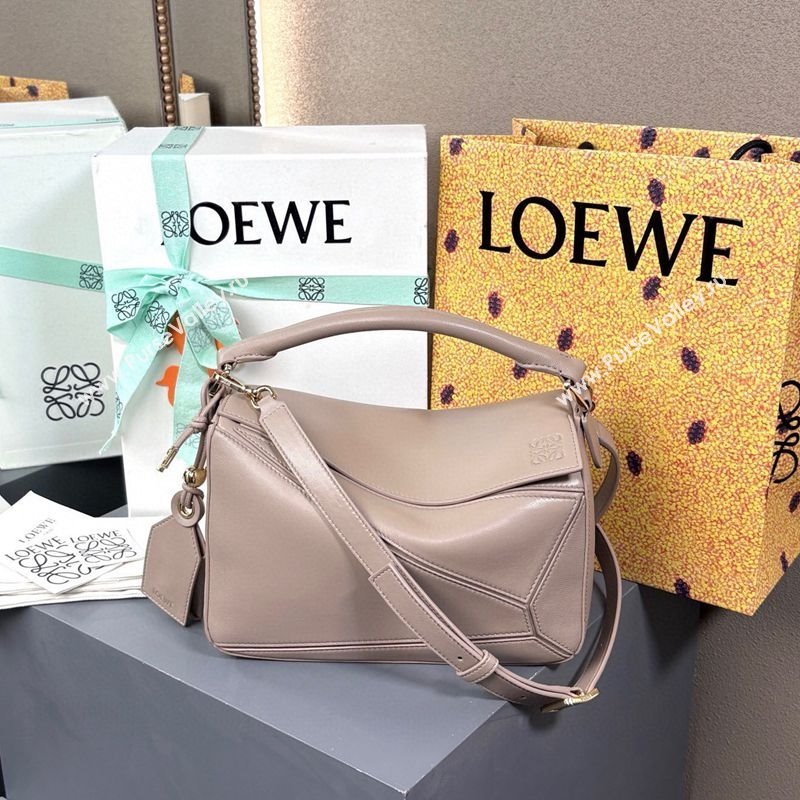 Loewe Small Featherlight Puzzle bag in nappa lambskin Powder Grey 2025 (YS-250925017)