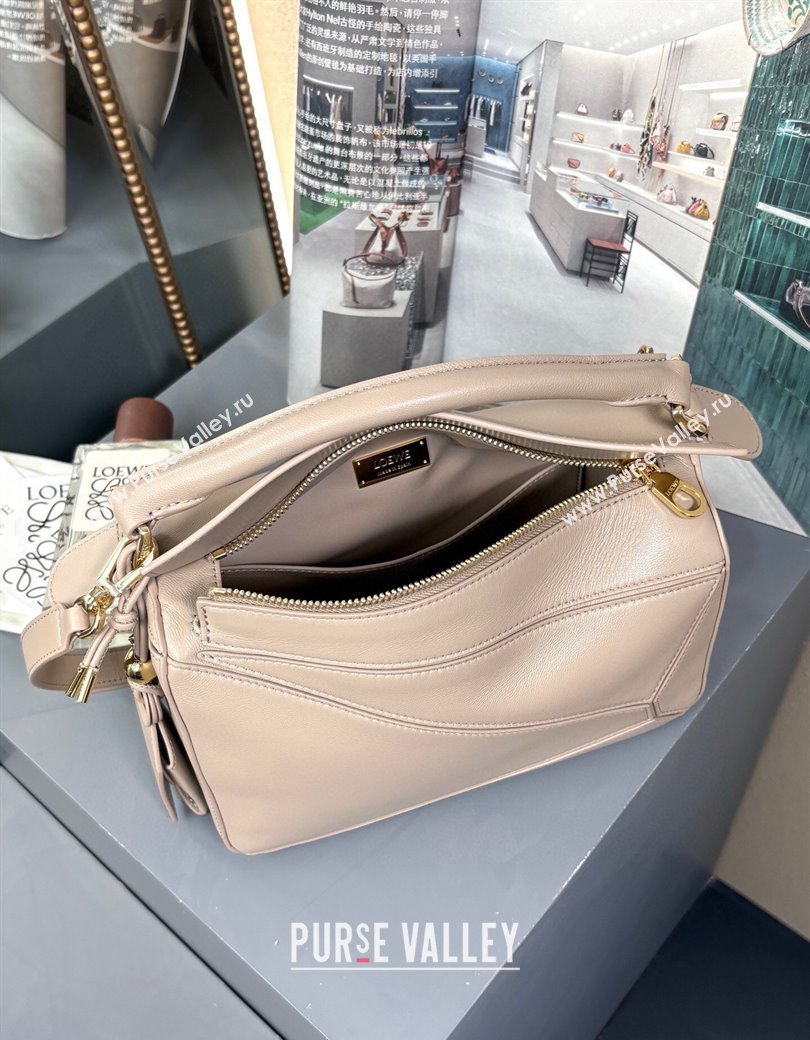 Loewe Small Featherlight Puzzle bag in nappa lambskin Powder Grey 2025 (YS-250925017)