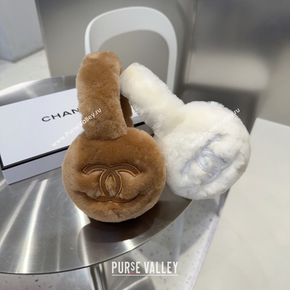 Chanel Snow Earmuff E111321 White 2024 (A-24111321)