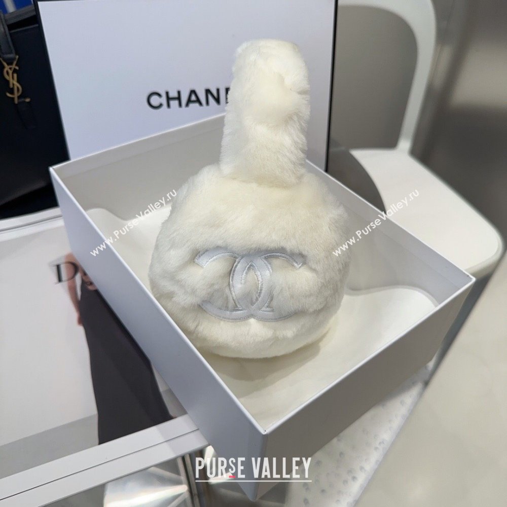 Chanel Snow Earmuff E111321 White 2024 (A-24111321)