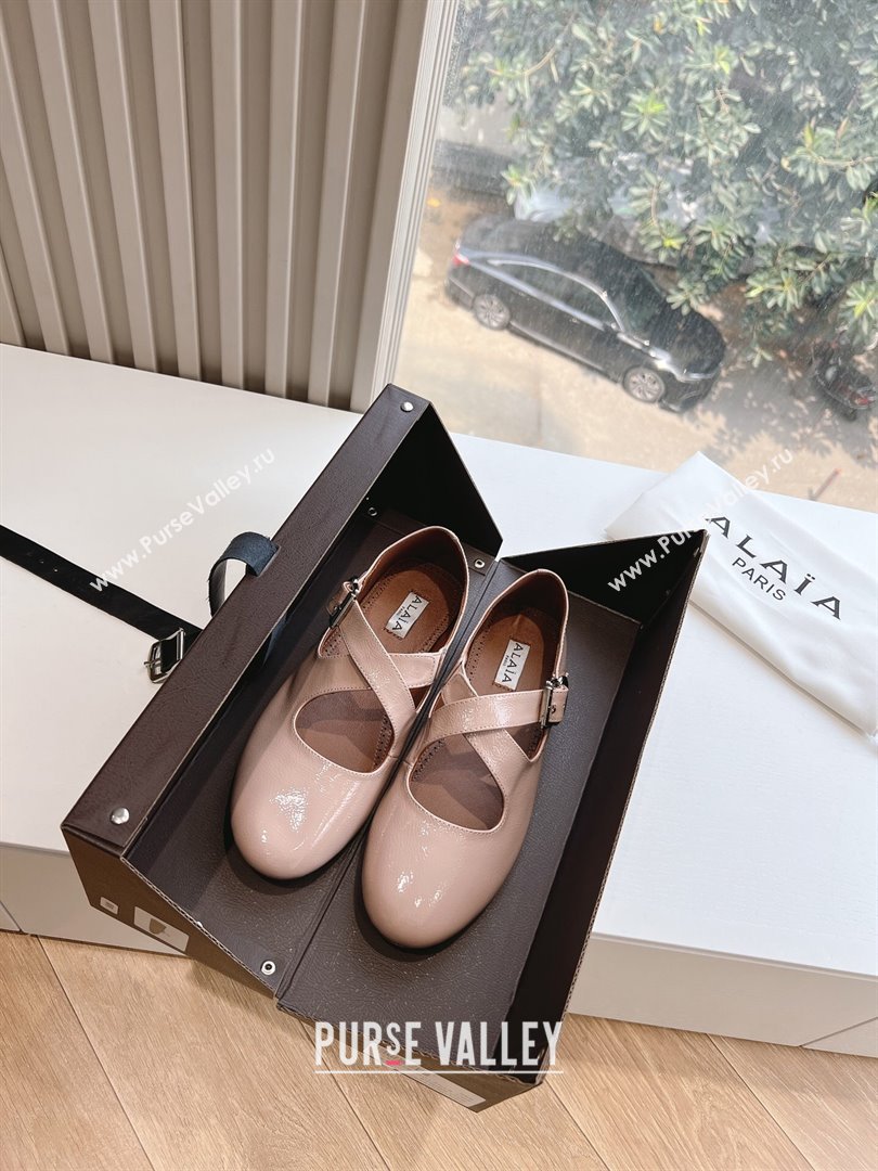 Alaia Criss Cross Ballet Flats in Patent Calfskin Nude 2024 (MD-24042304)