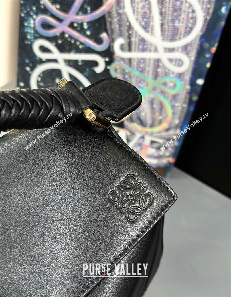 Loewe Small Puzzle bag in smooth calfskin with woven Handle Black 2025 0925 (nana-250925027)