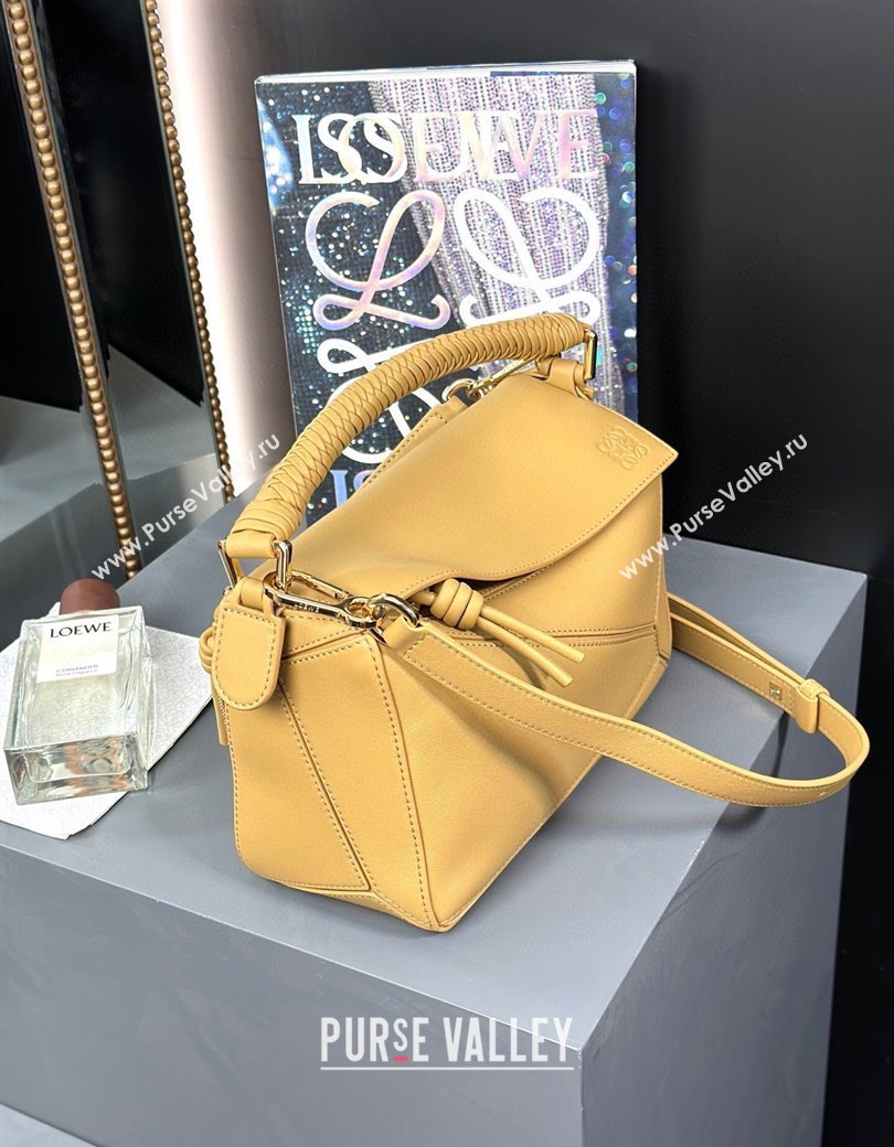 Loewe Small Puzzle bag in smooth calfskin with woven Handle Yellow 2025 0925 (nana-250925029)