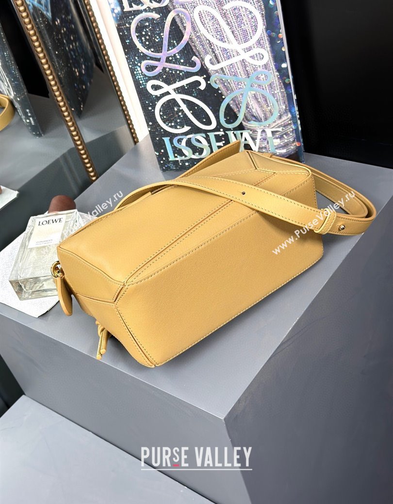 Loewe Small Puzzle bag in smooth calfskin with woven Handle Yellow 2025 0925 (nana-250925029)