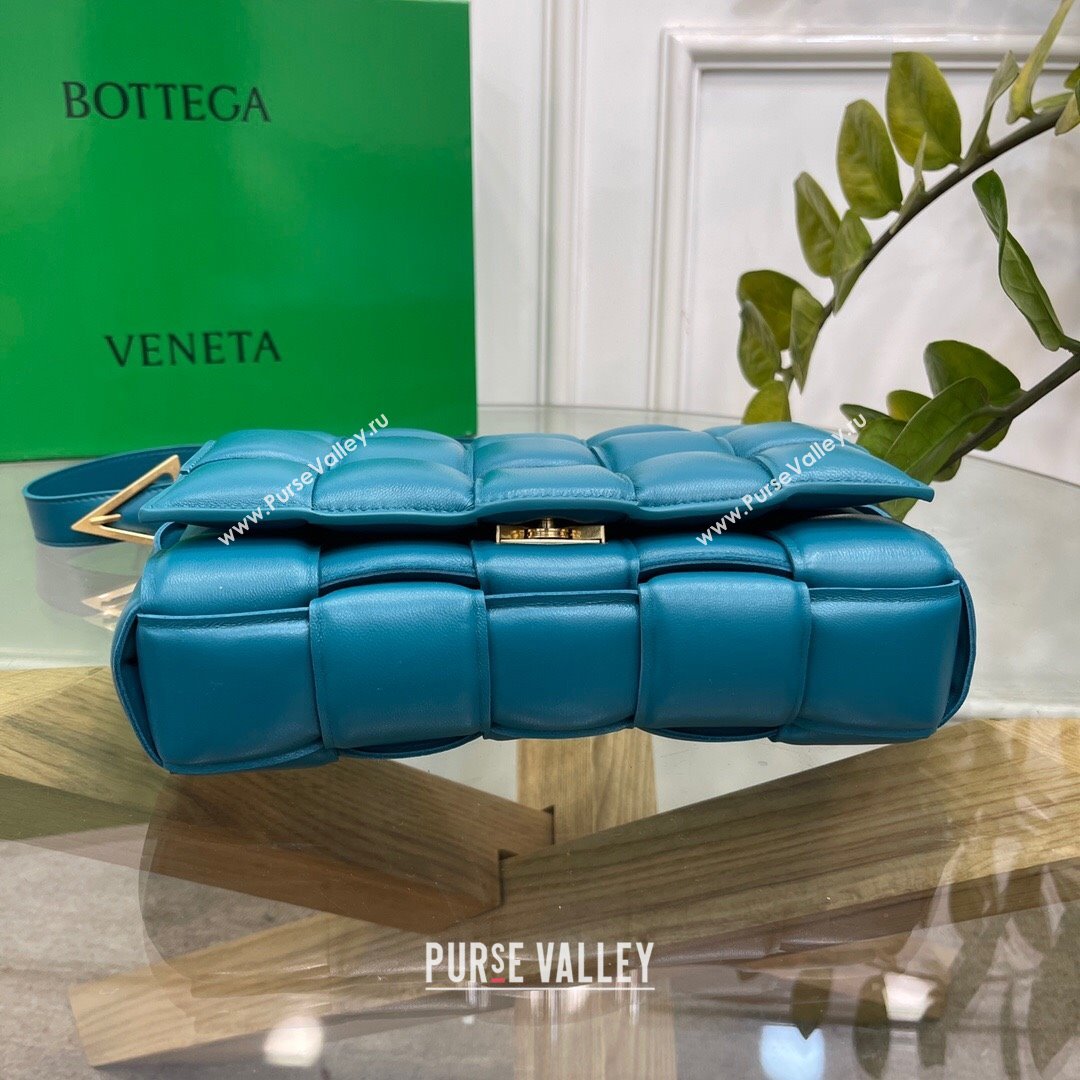 Bottega Veneta Padded Cassette Medium Crossbody Messenger Bag Cobalt Blue 2021 (MS-21091142)