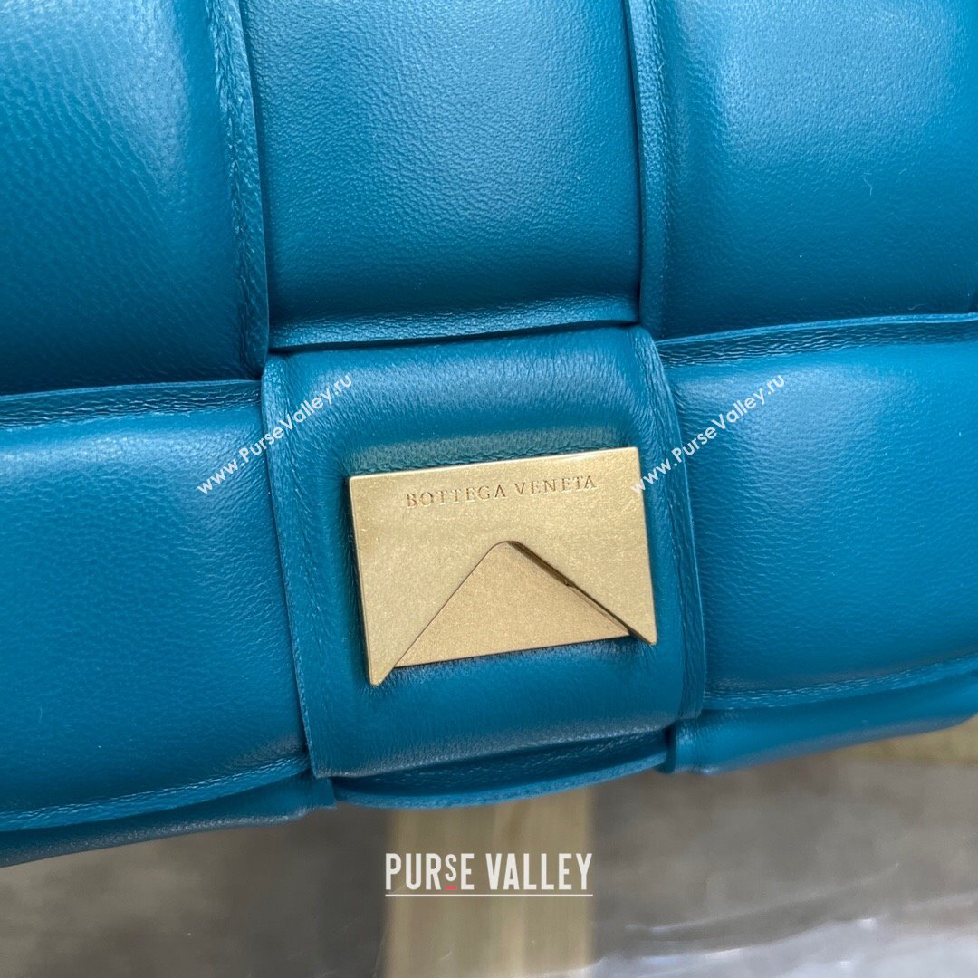 Bottega Veneta Padded Cassette Medium Crossbody Messenger Bag Cobalt Blue 2021 (MS-21091142)