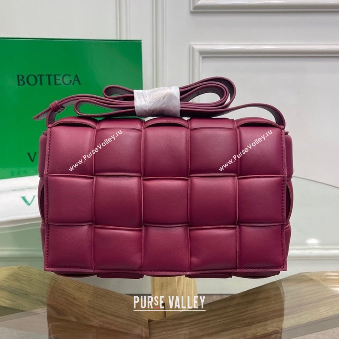 Bottega Veneta Padded Cassette Medium Crossbody Messenger Bag Cinnabar Red 2021 (MS-21091141)