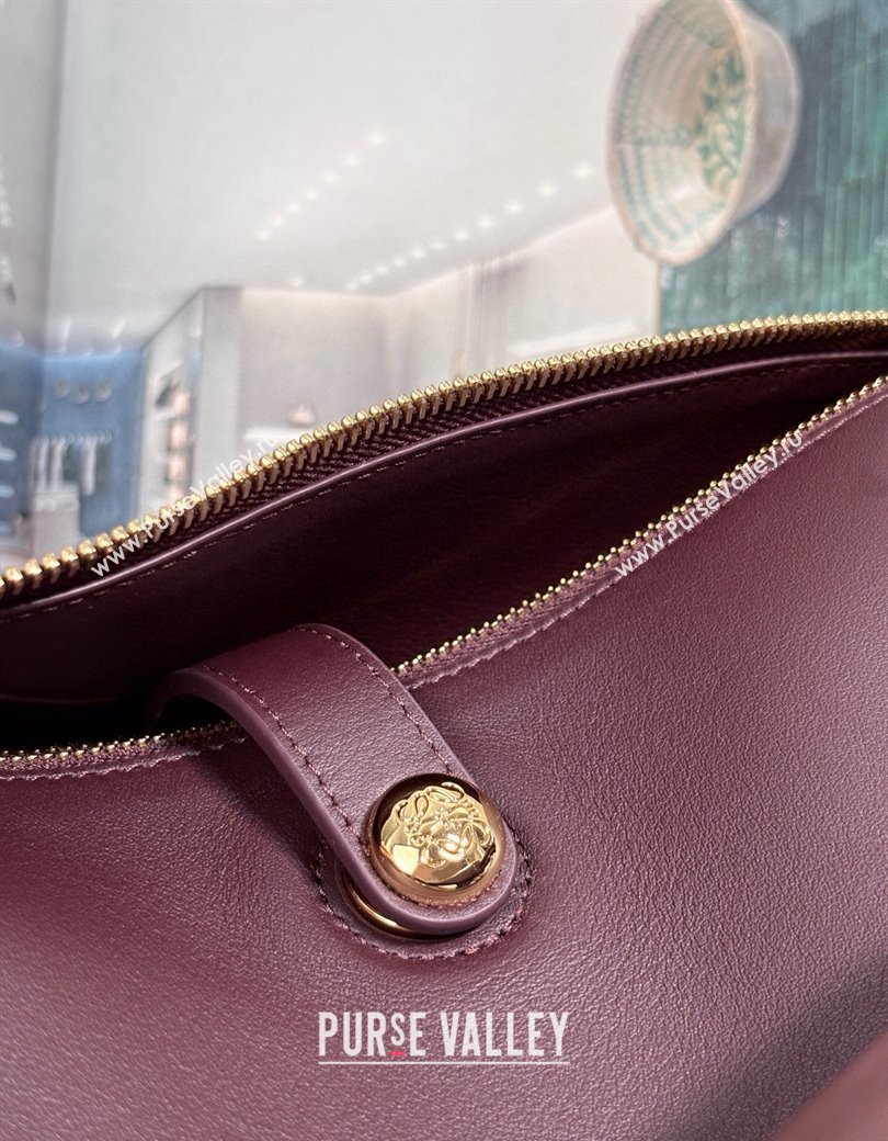 Loewe Medium Madrid bag in supple grained calfskin Dark Burgundy 2025 052451 (nana-250925036)
