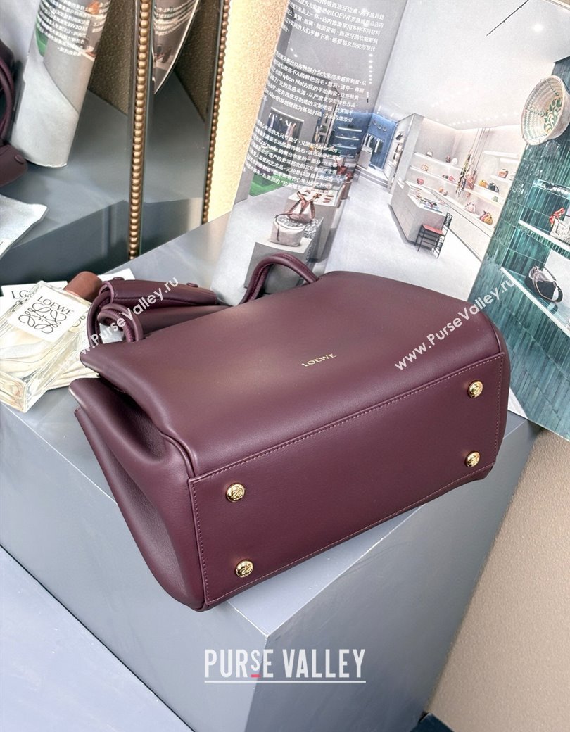 Loewe Medium Madrid bag in supple grained calfskin Dark Burgundy 2025 052451 (nana-250925036)