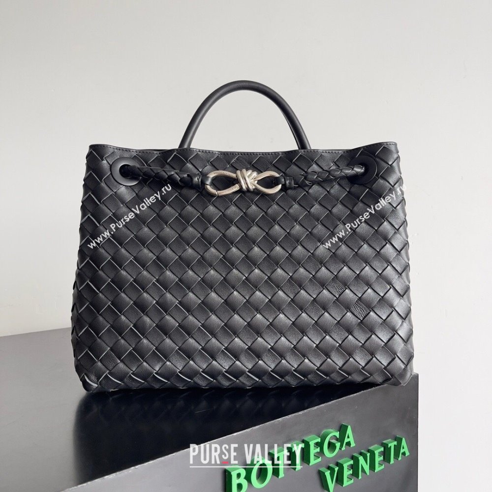 Bottega Veneta Medium Andiamo Top Handle Bag in Intrecciato Leather 743572 Black/Silver 2024 (MS-24042408)