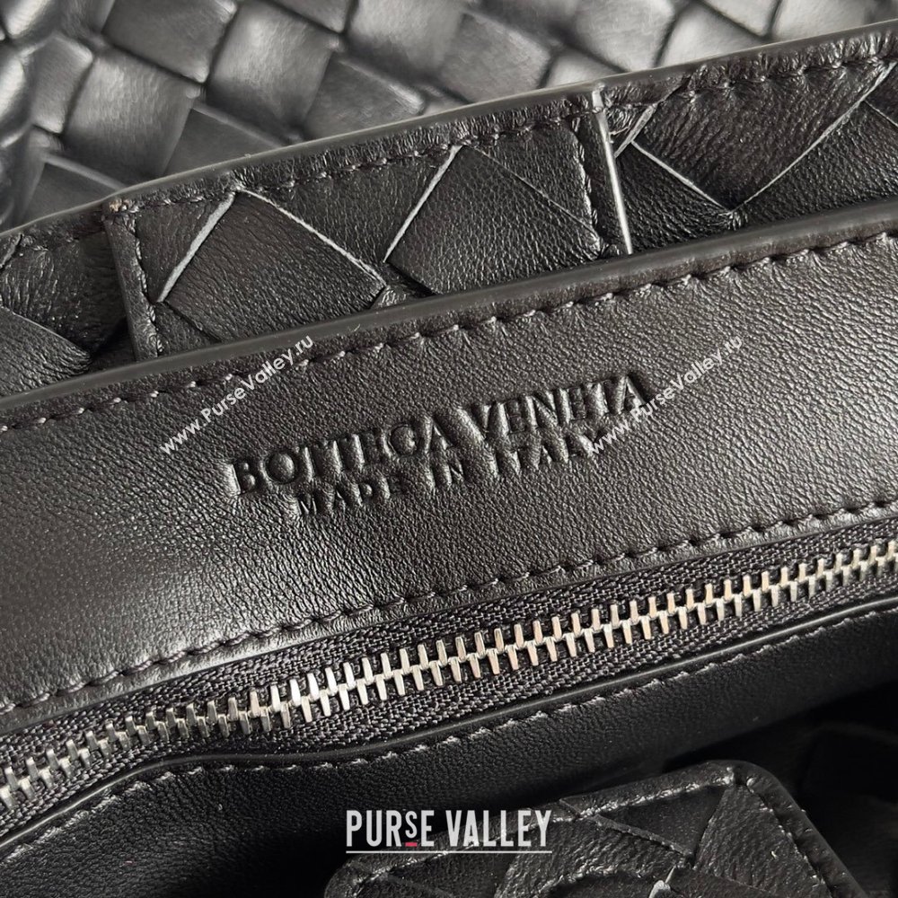 Bottega Veneta Medium Andiamo Top Handle Bag in Intrecciato Leather 743572 Black/Silver 2024 (MS-24042408)