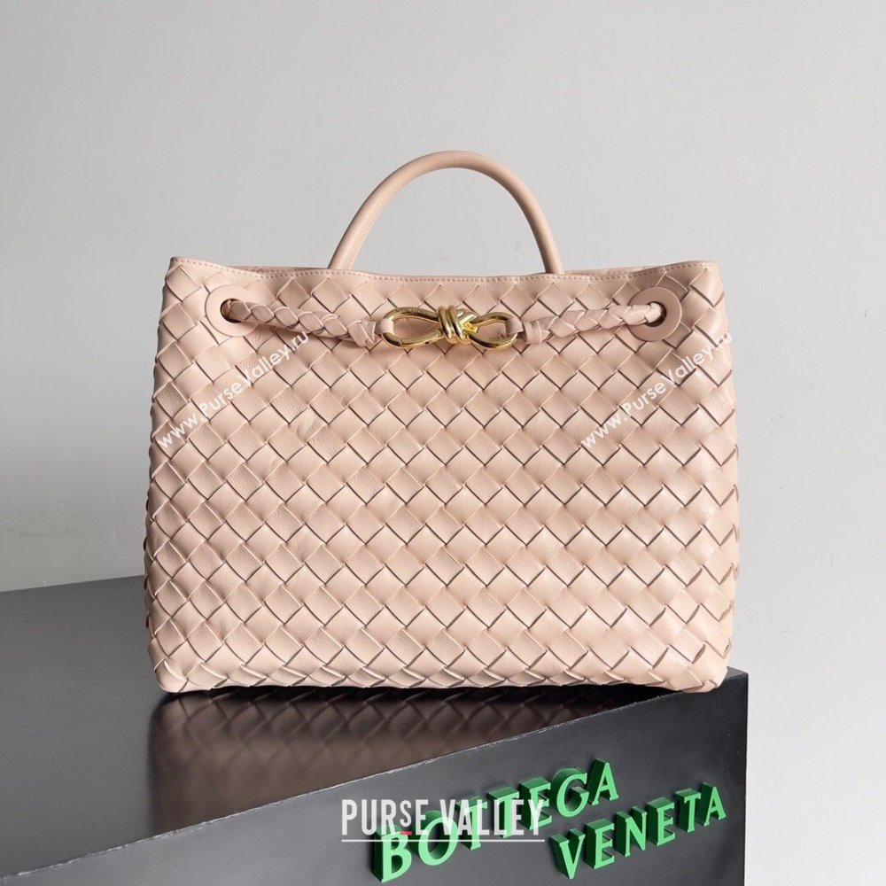 Bottega Veneta Medium Andiamo Top Handle Bag in Intrecciato Leather 743572 Nude Pink 2024 (MS-24042409)