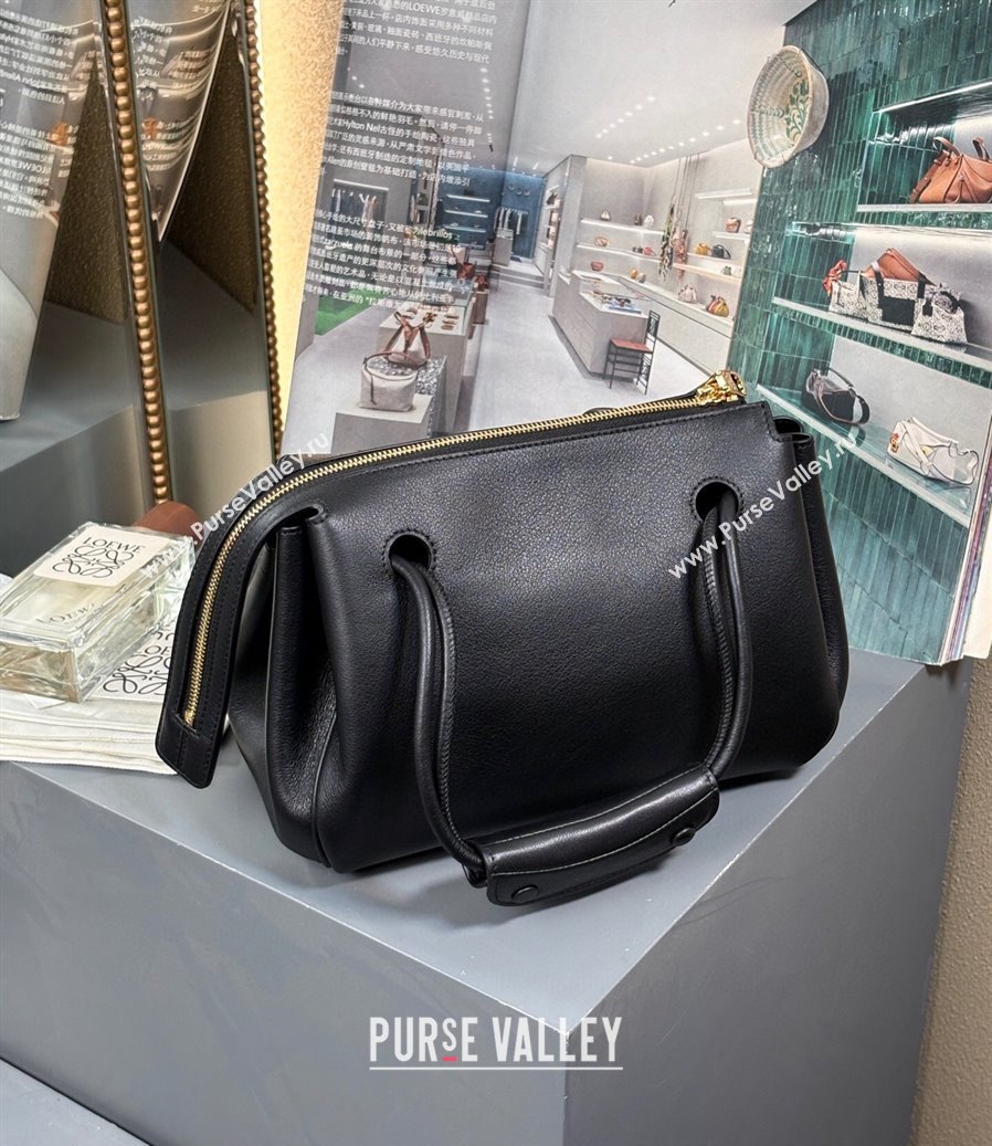 Loewe Small Madrid bag in supple calfskin Black 2025 012452 (nana-250925038)