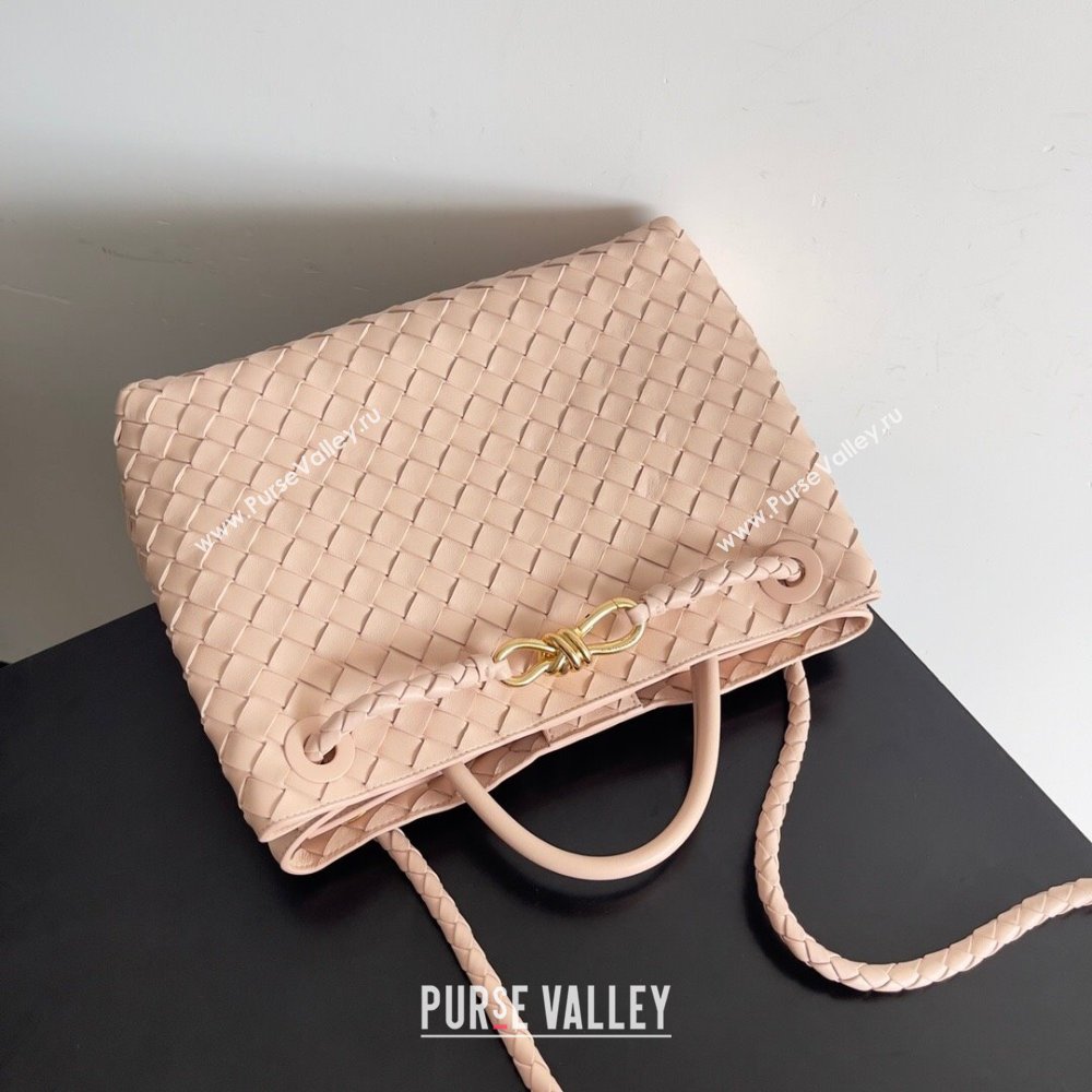 Bottega Veneta Medium Andiamo Top Handle Bag in Intrecciato Leather 743572 Nude Pink 2024 (MS-24042409)