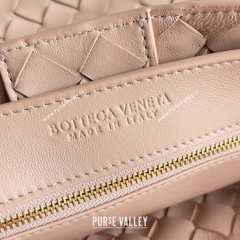 Bottega Veneta Medium Andiamo Top Handle Bag in Intrecciato Leather 743572 Nude Pink 2024 (MS-24042409)