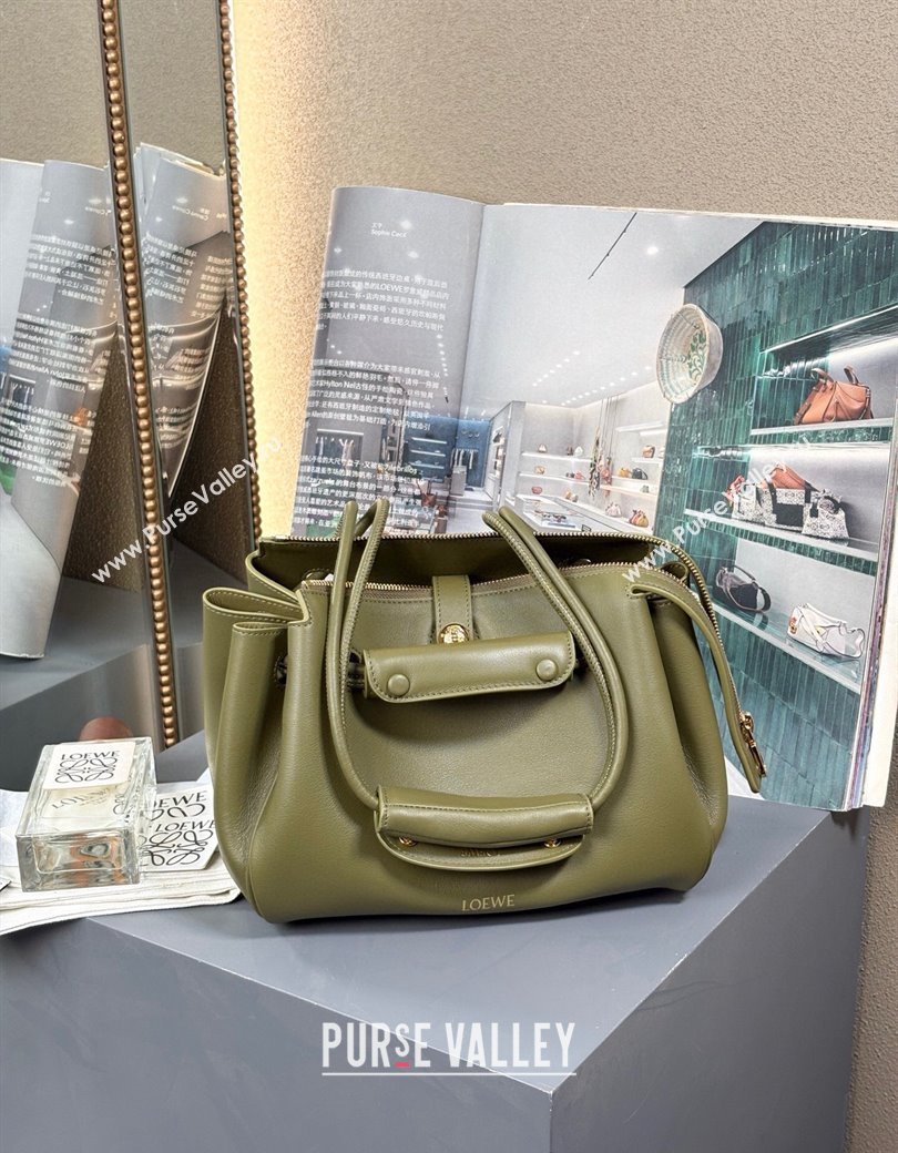Loewe Small Madrid bag in supple calfskin Green 2025 012452 (nana-250925040)