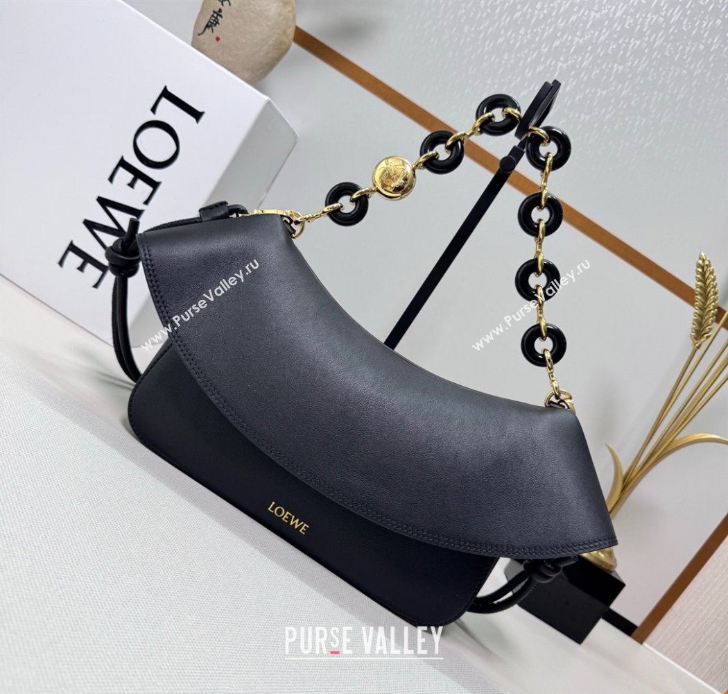 Loewe Medium Ola bag in smooth calfskin Black 2025 012518 (nana-250925043)