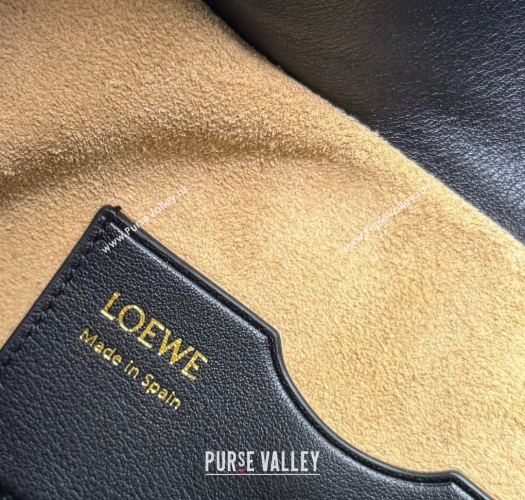 Loewe Medium Ola bag in smooth calfskin Black 2025 012518 (nana-250925043)