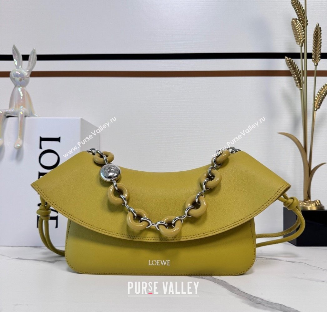 Loewe Medium Ola bag in smooth calfskin Ginger Yellow 2025 012518 (nana-250925044)