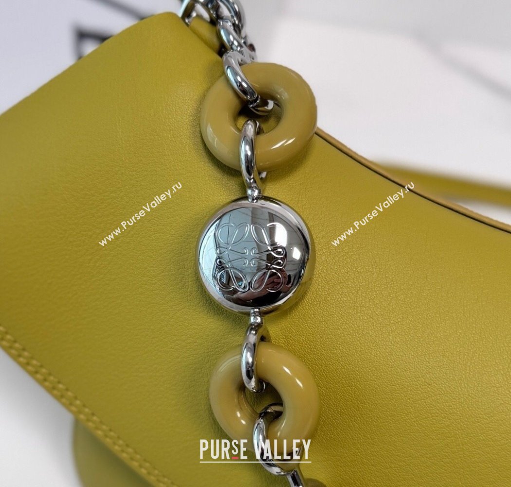 Loewe Medium Ola bag in smooth calfskin Ginger Yellow 2025 012518 (nana-250925044)