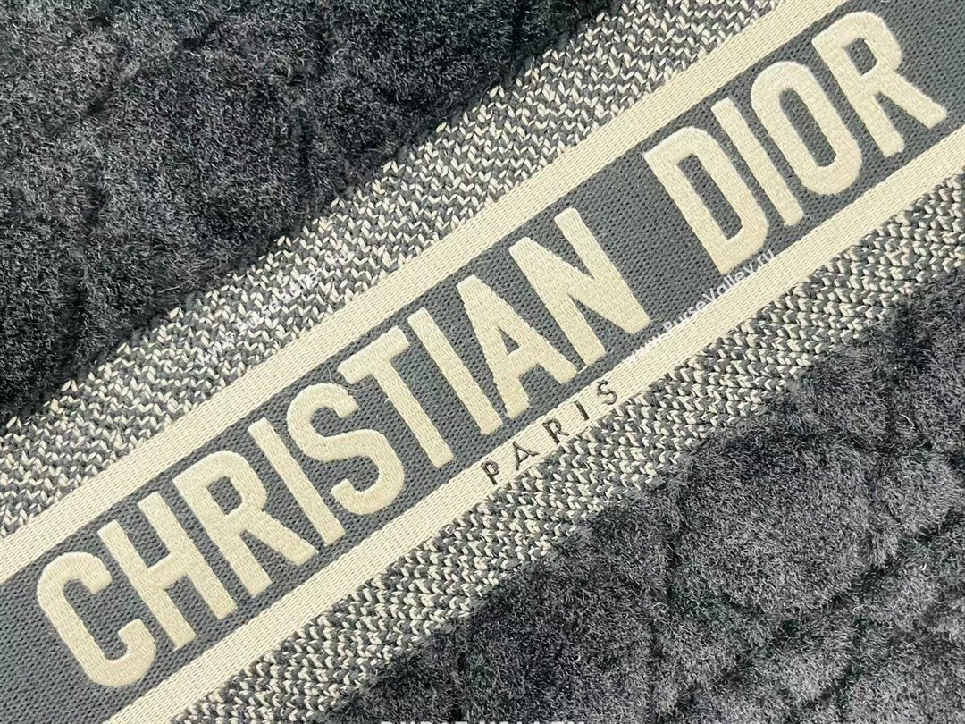 Dior Large Book Tote Bag in Cannage Shearling Black 2024 (DMZ-241806)