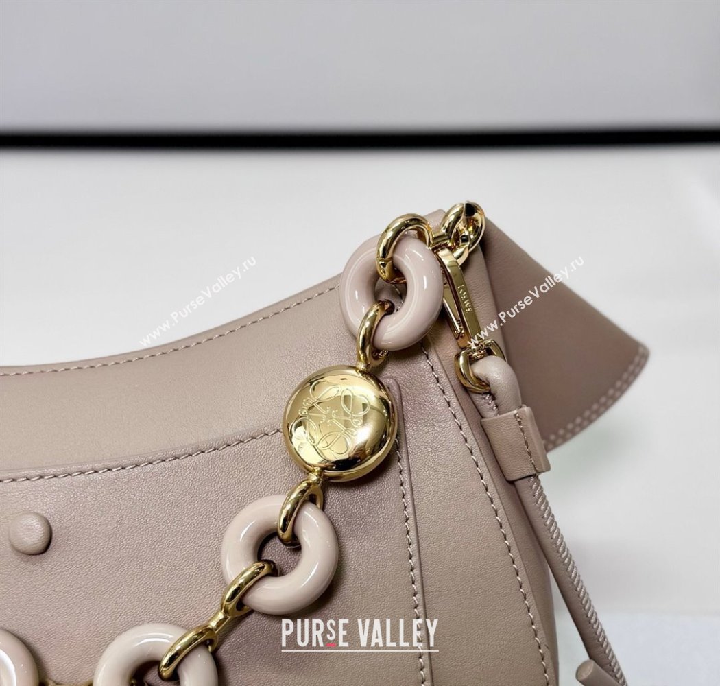 Loewe Medium Ola bag in smooth calfskin Sand Beige 2025 012518 (nana-250925047)