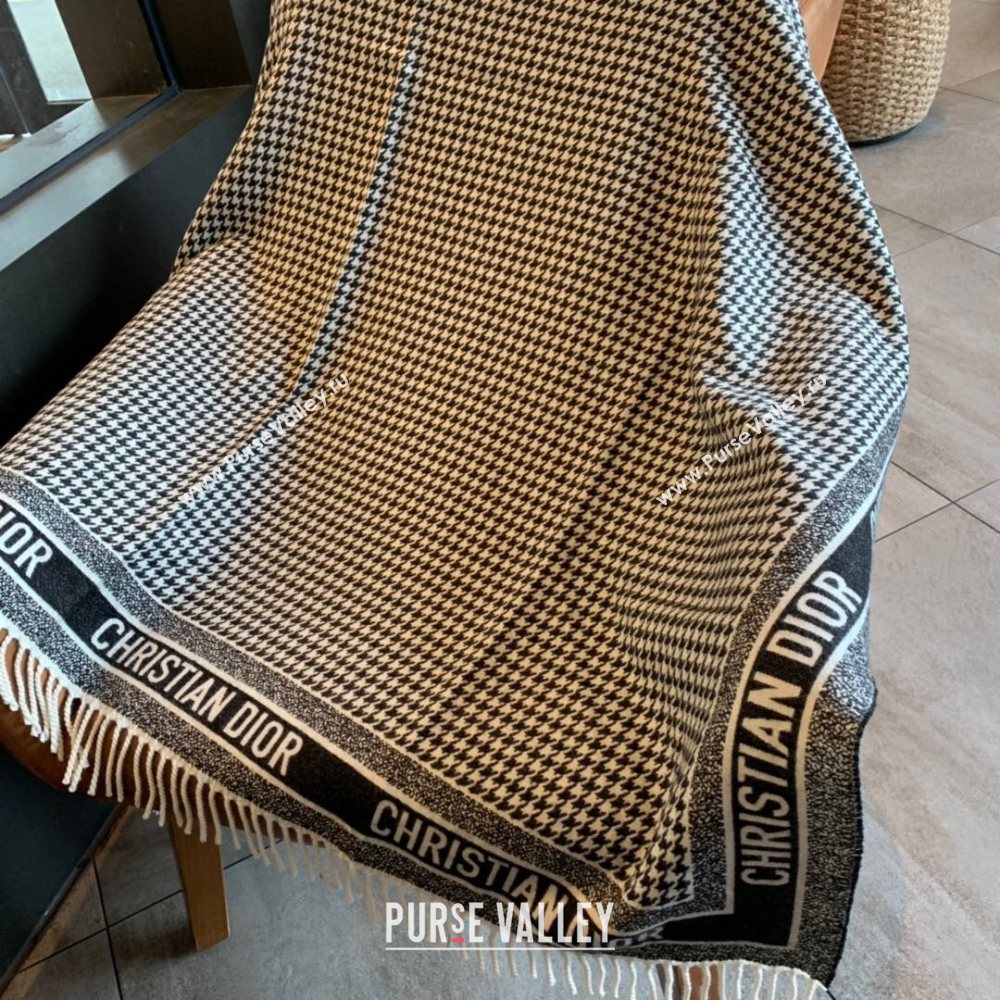 Dior 30 Montaign Blanket in Black and White Houndstooth Cashmere and Wool 2020 (WNS-20111734)