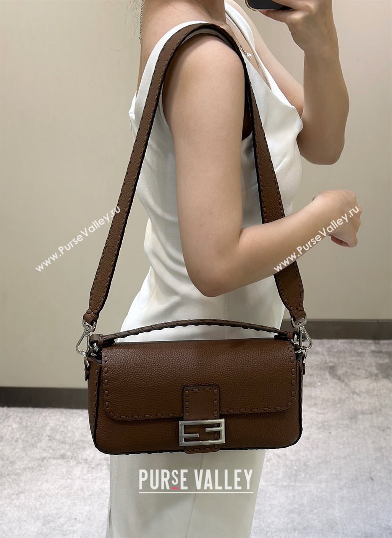 Fendi Regular Selleria Baguette bag with topstitches in Grained Calfskin Dark Brown 2024 8610M (CL-241213011)