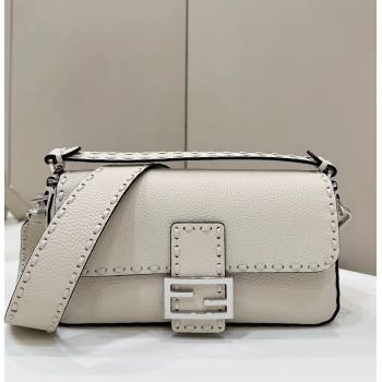 Fendi Regular Selleria Baguette bag with topstitches in Grained Calfskin White/Silver 2024 8610M (CL-241213015)