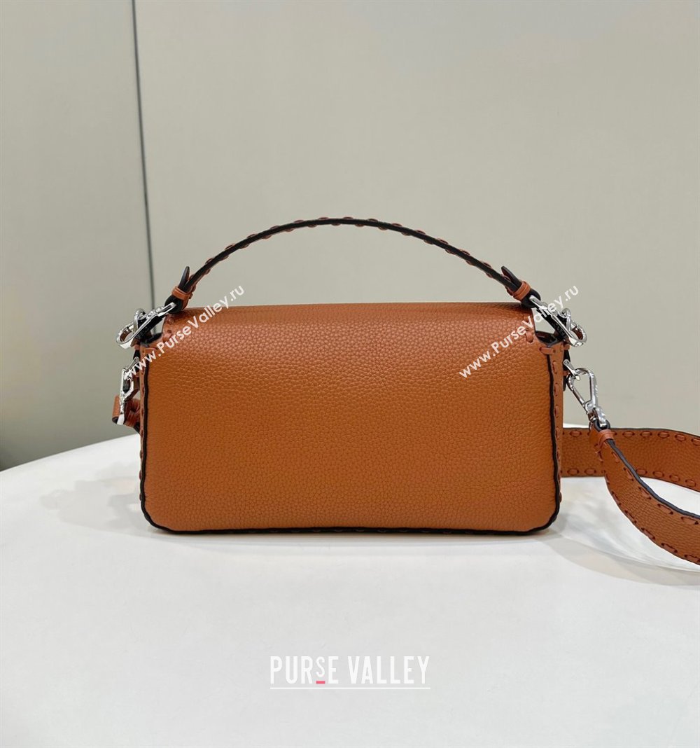 Fendi Regular Selleria Baguette bag with topstitches in Grained Calfskin Caramel Brown 2024 8610M (CL-241213017)