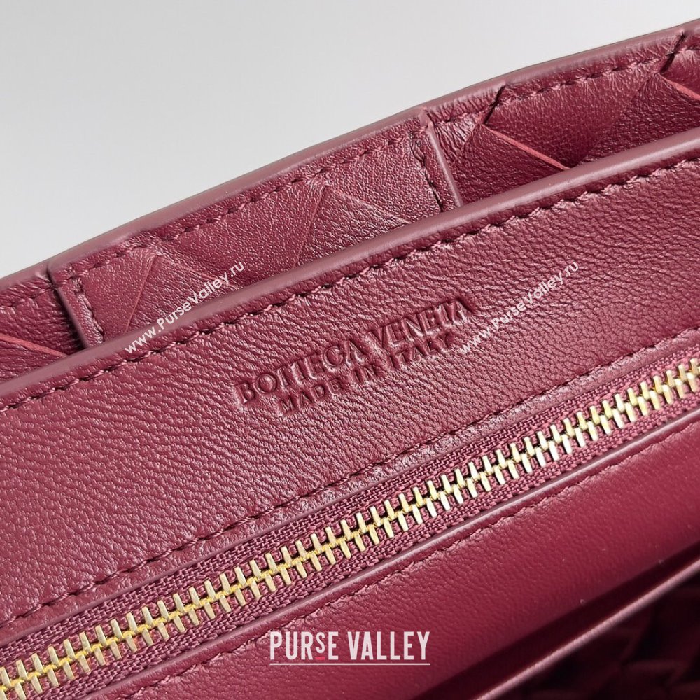 Bottega Veneta Small Andiamo Top Handle Bag in Intrecciato Leather 743568 Burgundy 2024 (MS-24042422)