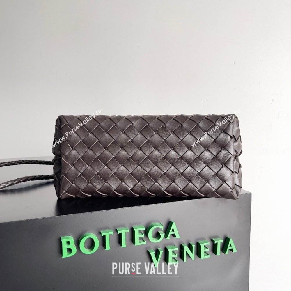 Bottega Veneta Small Andiamo Top Handle Bag in Intrecciato Leather 743568 Fondant Brown 2024 (MS-24042420)