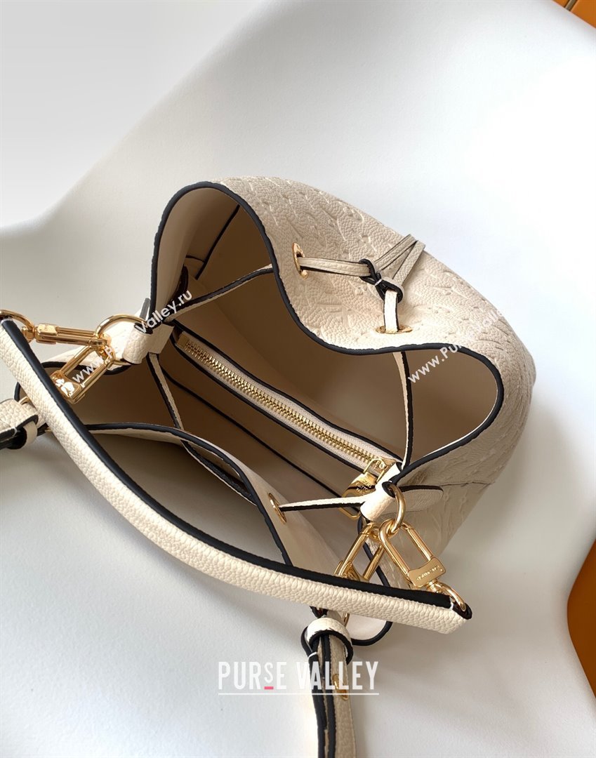 Louis Vuitton NeoNoe MM Bucket Bag in Monogram Embossed Leather M46526 Cream (K-24112109)