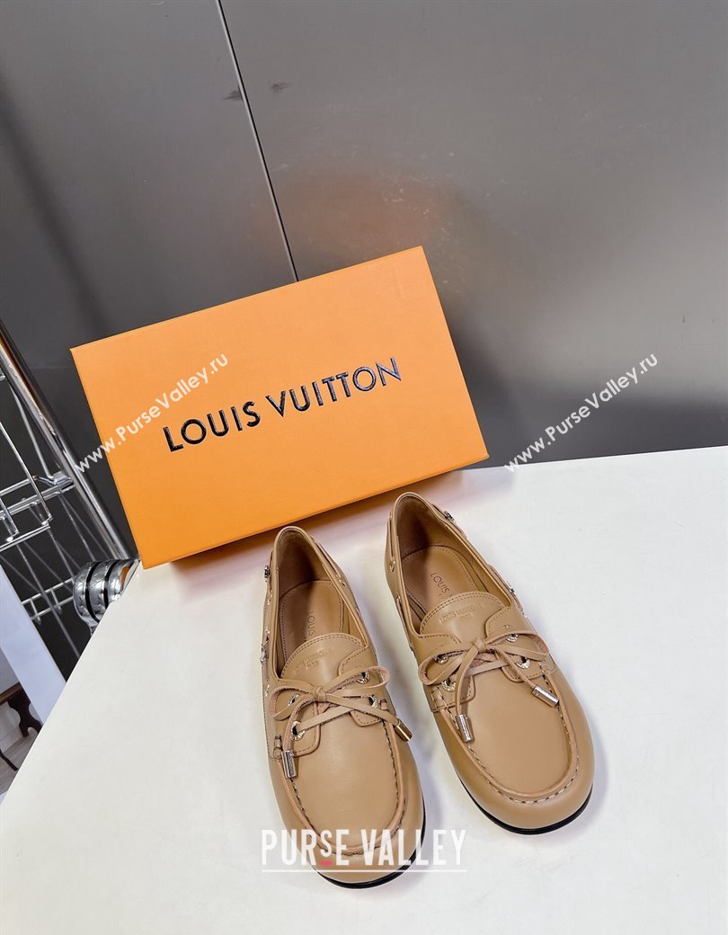 Louis Vuitton Soho Flat Boat Shoe in Calf Leather Beige 2024 1AGWBD (MD-241224046)