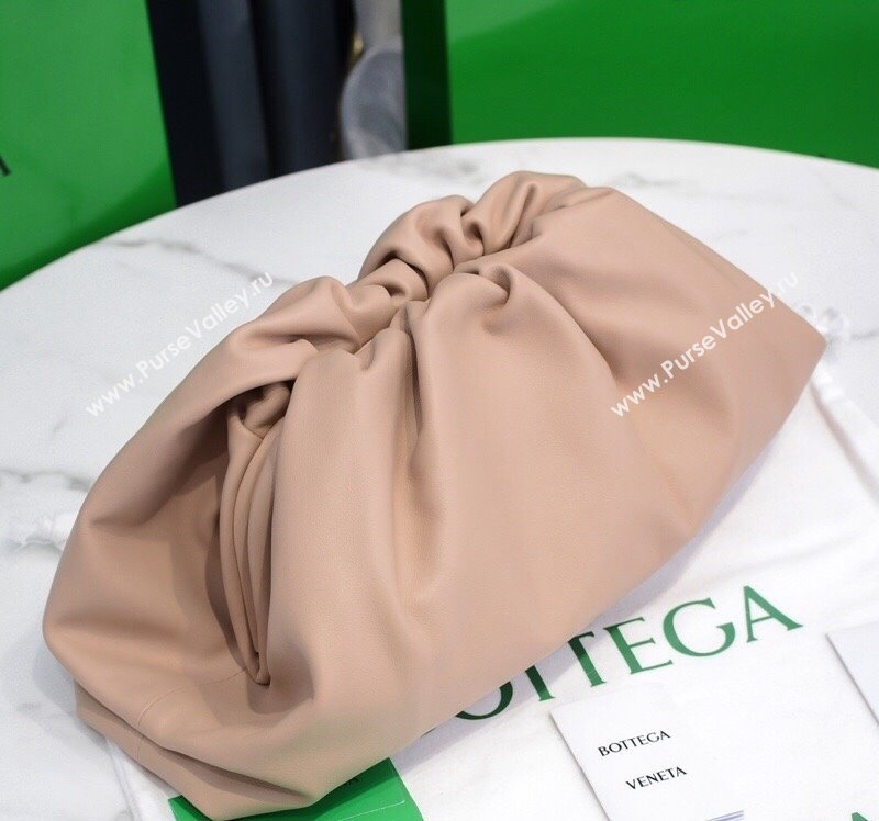 Bottega Veneta Large Pouch Soft Voluminous Clutch Bag Nude Pink 2021 576227L (MS-21102217)