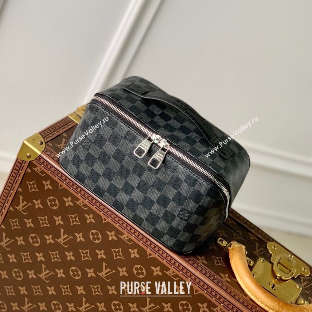 Louis Vuitton Toiletry Bag in Damier Graphite Canvas M77150 Black 2024 (K-24081005)