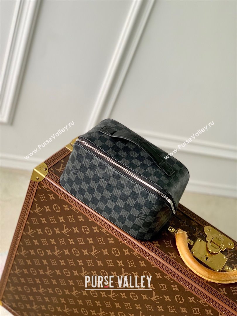 Louis Vuitton Toiletry Bag in Damier Graphite Canvas M77150 Black 2024 (K-24081005)