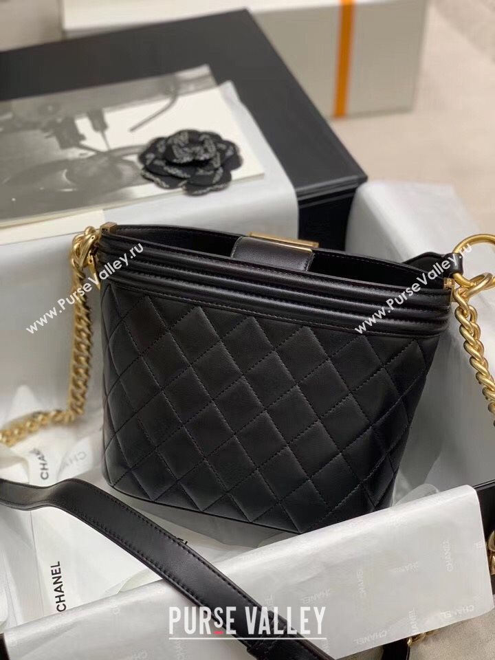 Chanel Quilted Calfskin Small Bucket Bag AS2091 Black 2020 (JY-20112001)