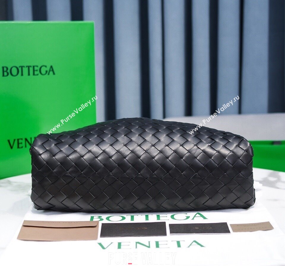 Bottega Veneta The Large Pouch Clutch in Woven Lambskin Black/Silver 2021 21 (MS-21102255)