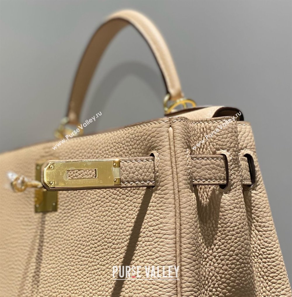 Hermes Kelly 28cm Bag in Togo Leather S2 Trench/Gold 2025 (M-25021201)